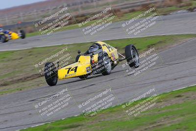 media/Jan-15-2023-CalClub SCCA (Sun) [[40bbac7715]]/Group 5/Qualifying (Sweeper)/